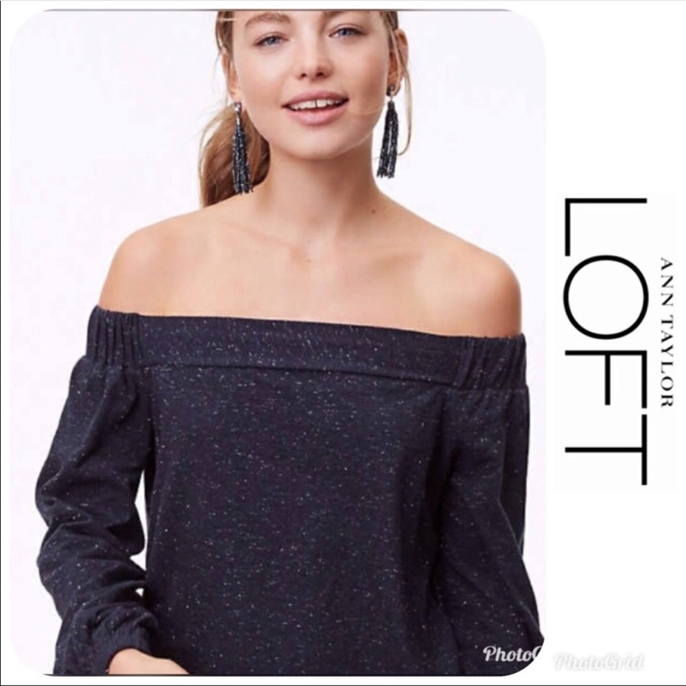 💕EUC LOFT off the shoulder top!